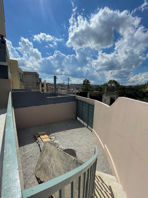 OPORTUNIDADE  - CASA TERREA NO RESIDENCIAL SANTO ANTONIO - Franco da Rocha - 