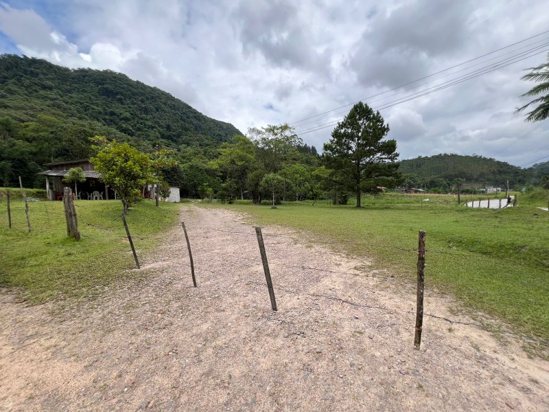 TERRENO NA GUABIRUBA SUL - Guabiruba - 