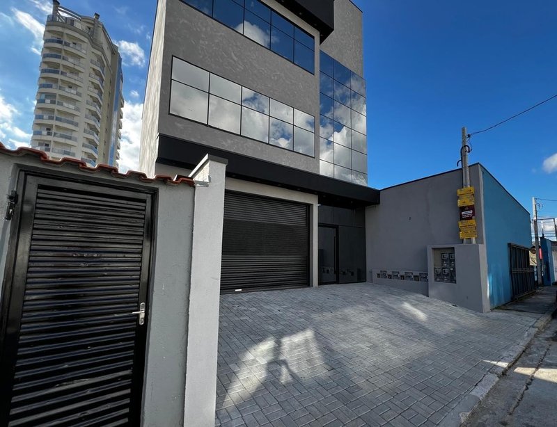 Prédio Comercial Moderno Próximo ao Mogi Shopping - 511m2 - Mogi das Cruzes - 