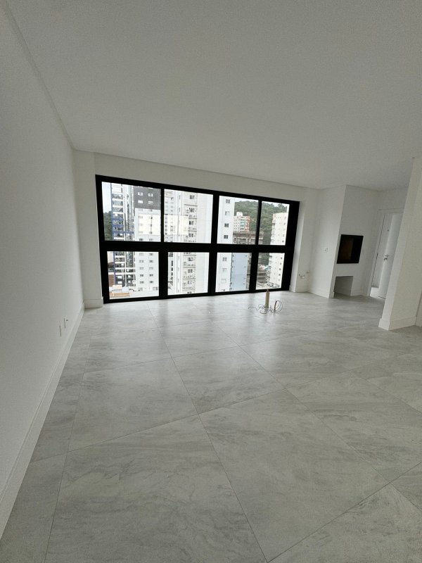 Apartamento Alto Padrão Balneário Camboriú com 3 Suítes - Balneário Camboriú - 