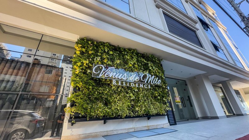 Apartamento Alto Padrão Balneário Camboriú com 3 Suítes  Balneário Camboriú - 