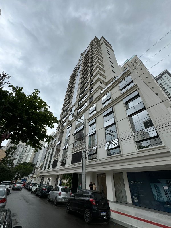 Apartamento Alto Padrão Balneário Camboriú com 3 Suítes - Balneário Camboriú - 