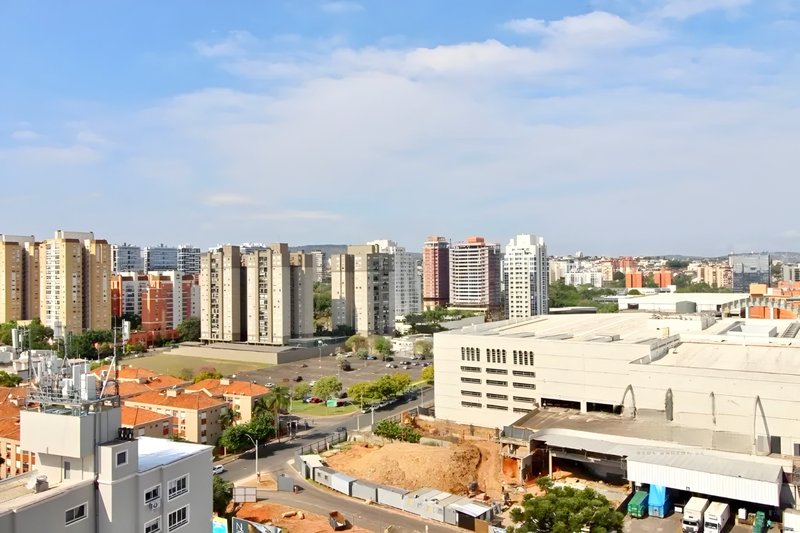 R$ 1.100.000 - ÚLTIMO ANDAR - 98M2 - 3 DORM - SUÍTE - 2 VAGAS - VISTA DEFINIDA - INFRA Rua Roque Calage Porto Alegre - 