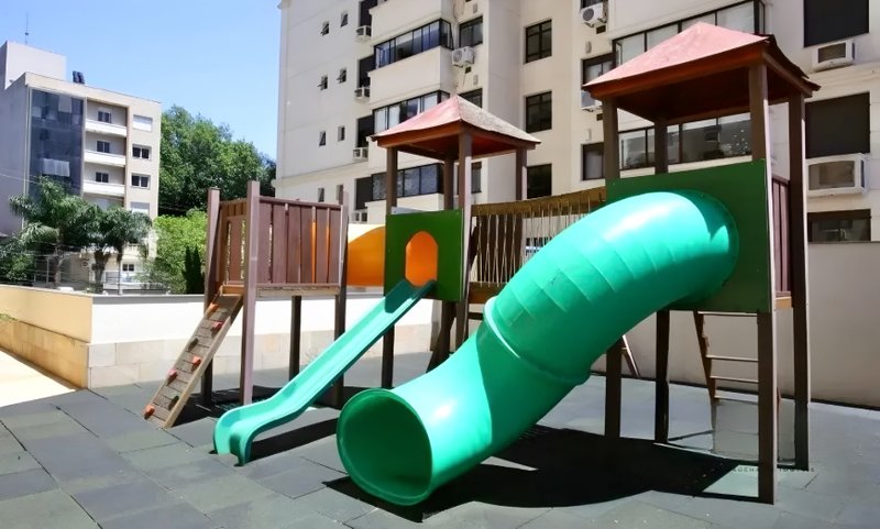 R$ 1.100.000 - ÚLTIMO ANDAR - 98M2 - 3 DORM - SUÍTE - 2 VAGAS - VISTA DEFINIDA - INFRA Rua Roque Calage Porto Alegre - 