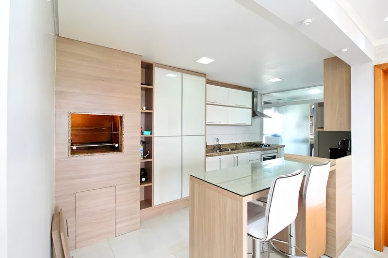 R$ 1.100.000 - ÚLTIMO ANDAR - 98M2 - 3 DORM - SUÍTE - 2 VAGAS - VISTA DEFINIDA - INFRA Rua Roque Calage Porto Alegre - 