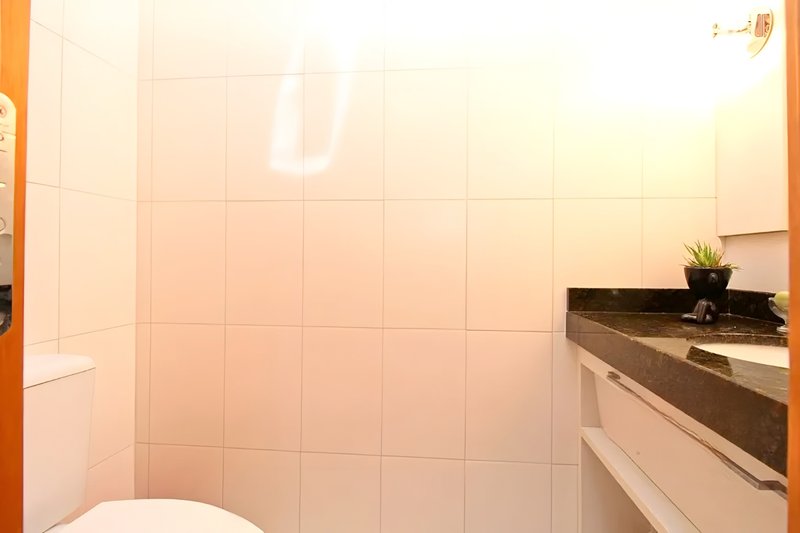 R$ 1.100.000 - ÚLTIMO ANDAR - 98M2 - 3 DORM - SUÍTE - 2 VAGAS - VISTA DEFINIDA - INFRA Rua Roque Calage Porto Alegre - 