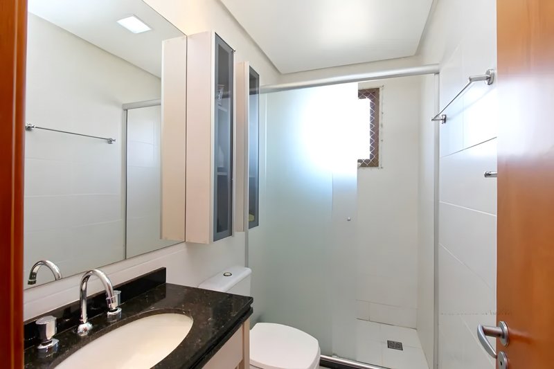 R$ 1.100.000 - ÚLTIMO ANDAR - 98M2 - 3 DORM - SUÍTE - 2 VAGAS - VISTA DEFINIDA - INFRA Rua Roque Calage Porto Alegre - 