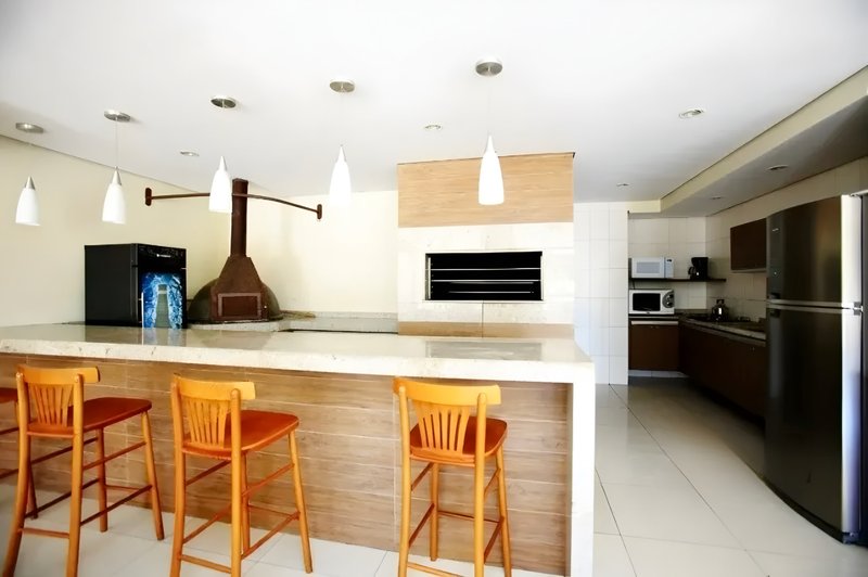 R$ 1.100.000 - ÚLTIMO ANDAR - 98M2 - 3 DORM - SUÍTE - 2 VAGAS - VISTA DEFINIDA - INFRA Rua Roque Calage Porto Alegre - 