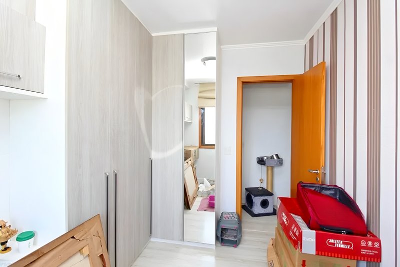 R$ 1.100.000 - ÚLTIMO ANDAR - 98M2 - 3 DORM - SUÍTE - 2 VAGAS - VISTA DEFINIDA - INFRA Rua Roque Calage Porto Alegre - 