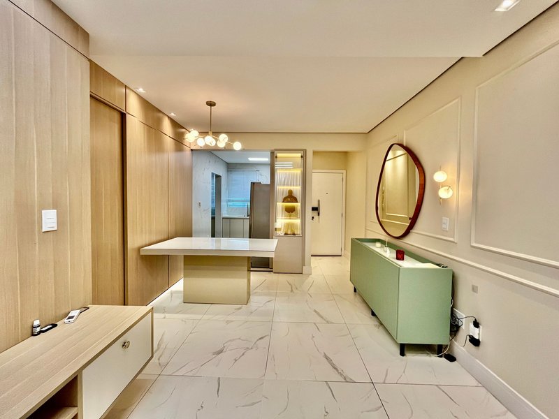 Apartamento com 3 Quartos. Totalmente Reformado - Condomínio Garden Village Rua Festejos Porto Velho - 