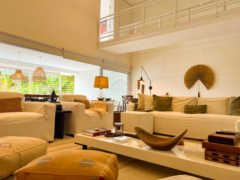 Casa em Condomínio Vista para o Mar da Praia de Juquehy - À VENDA - São Sebastião - 