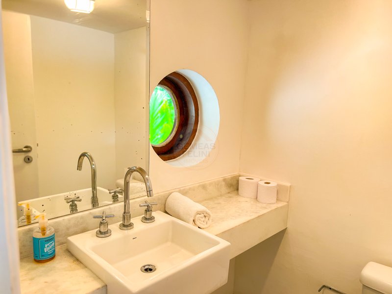 Casa em Condomínio Vista para o Mar da Praia de Juquehy - À VENDA - São Sebastião - 