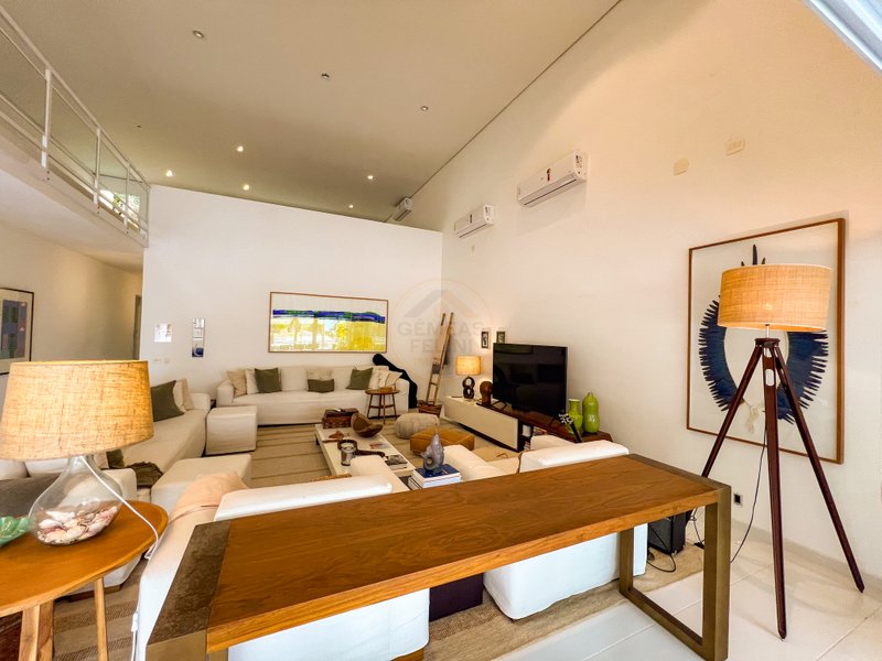 Casa em Condomínio Vista para o Mar da Praia de Juquehy - À VENDA - São Sebastião - 