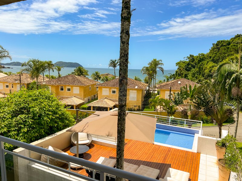 Casa em Condomínio Vista para o Mar da Praia de Juquehy - À VENDA  São Sebastião - 