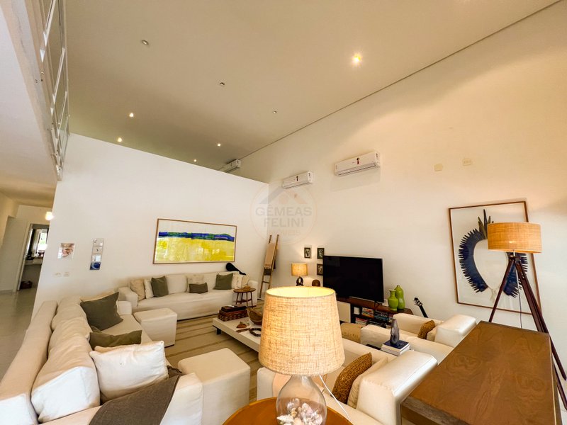 Casa em Condomínio Vista para o Mar da Praia de Juquehy - À VENDA - São Sebastião - 