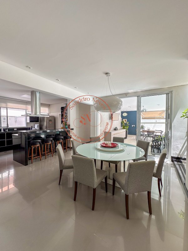 Casa Á Venda, 418m - R$ 2.100.000 - 4 Dormitórios - 4 Suites - Cond. Belvere II-Votorantim Residencial Belvedere II Votorantim - 