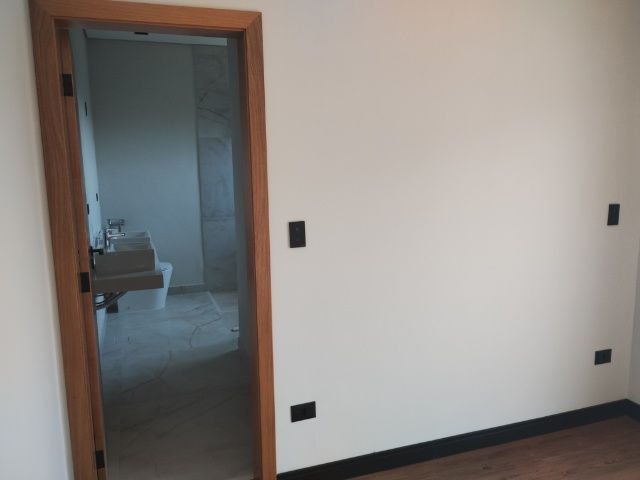 Sobrado Novo no Condomínio Mosaico Essence com 04 suítes - Mogi das Cruzes - 