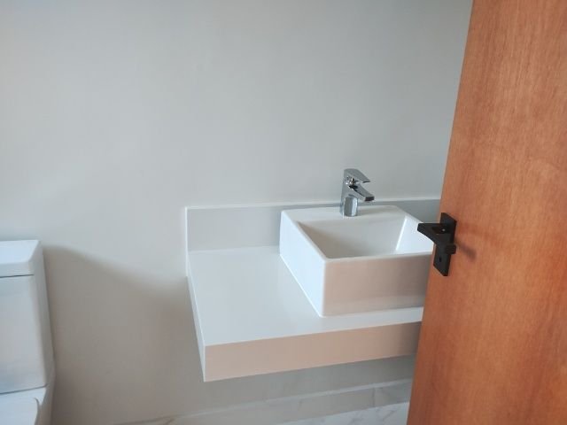 Sobrado Novo no Condomínio Mosaico Essence com 04 suítes - Mogi das Cruzes - 