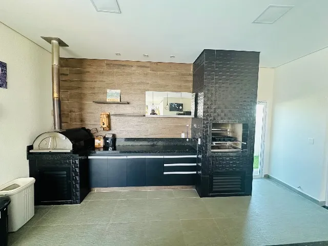 Casa com 3 dormit&oacute;rios &agrave; venda,280 m&sup2; - Condom&iacute;nio Village Ara&ccedil;oiaba - Ara&ccedil;oiaba - SP Estr. Dr Celso Charuri Araçoiaba da Serra - 