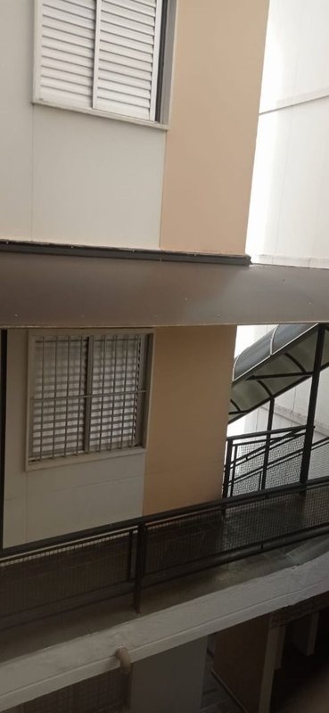 Apartamento 03 dormitórios, 01 suíte com varanda em César de Souza - Mogi das Cruzes - 