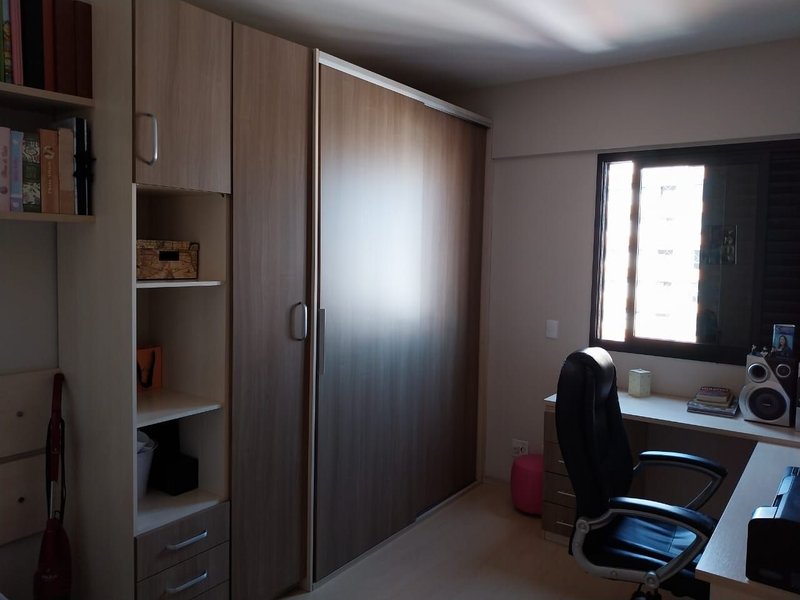 Apartamento no Edifício Barão de Cascais - 03 dormitórios, 01 suíte, varanda e 2 vagas - Mogi das Cruzes - 