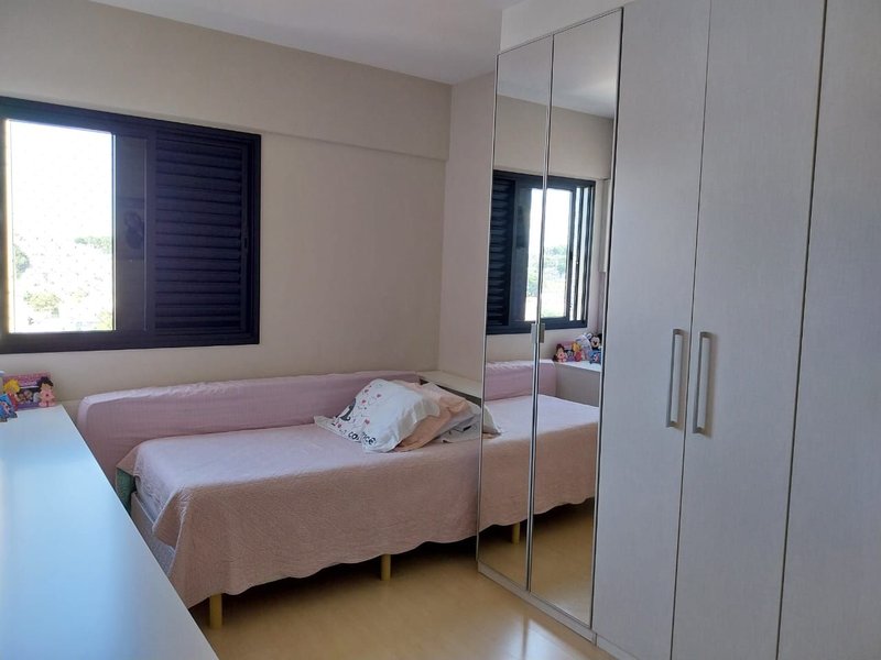 Apartamento no Edifício Barão de Cascais - 03 dormitórios, 01 suíte, varanda e 2 vagas - Mogi das Cruzes - 