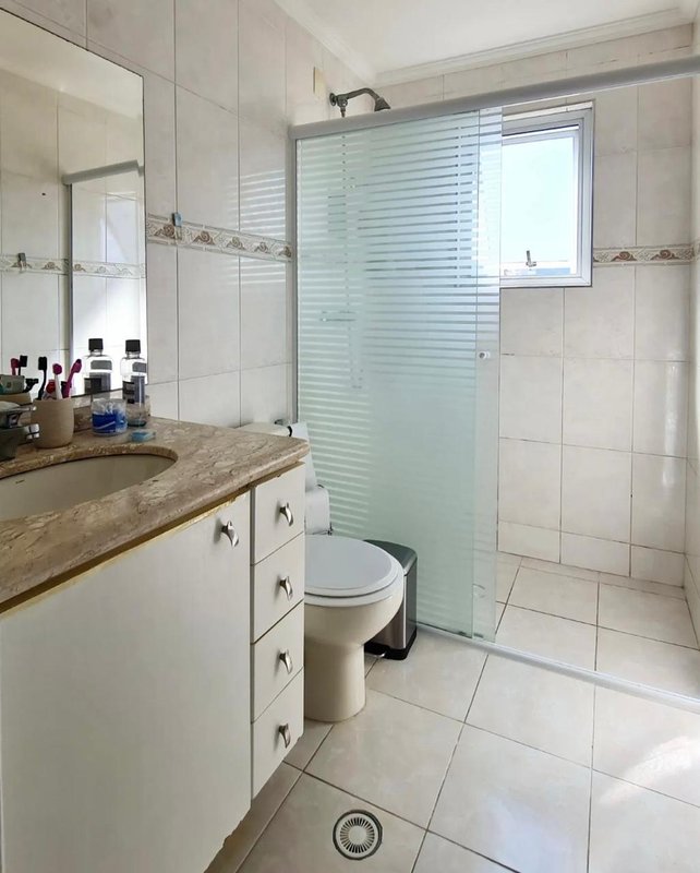 Apartamento no Mogilar com 03 dormitórios amplos sendo 01 suíte - Mogi das Cruzes - 