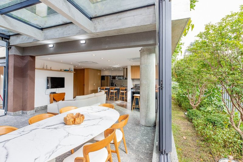 Apartamento a venda - Cidade Monções - 2 suítes 165m² Michigan São Paulo - 