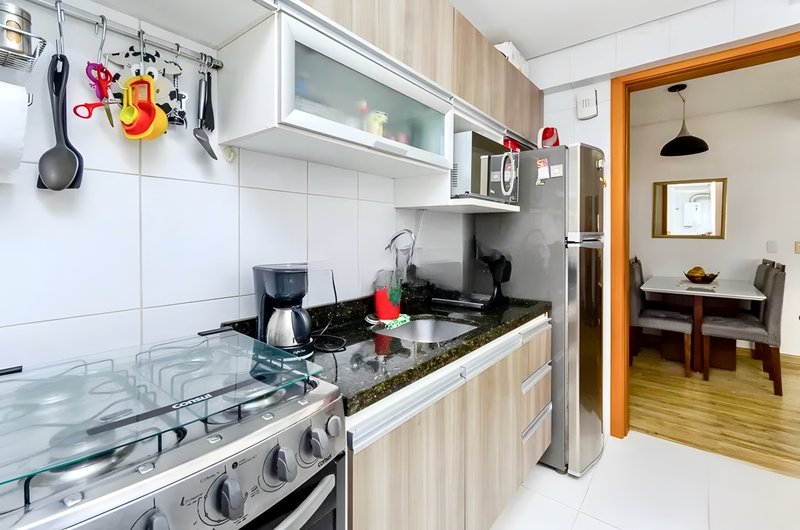 R$ 245.000 - OPORTUNIDADE - ÓTIMO APARTAMENTO - 36M2 - 1 DORM - ELEVADOR Rua Gomes Jardim Porto Alegre - 