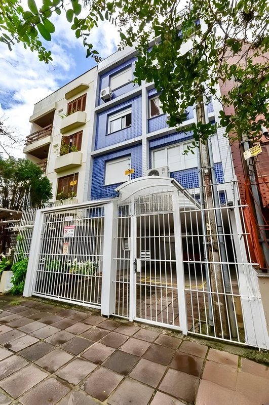 R$ 245.000 - OPORTUNIDADE - ÓTIMO APARTAMENTO - 36M2 - 1 DORM - ELEVADOR Rua Gomes Jardim Porto Alegre - 