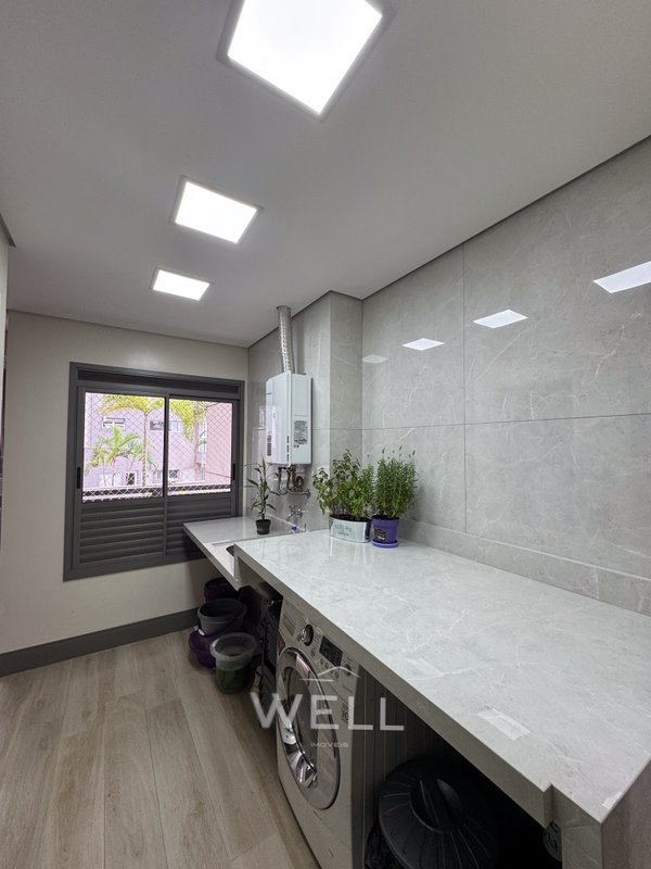 APARTAMENTO NO BAIRRO JARDIM SANTO ANDRÉ 153M2, 03 SUÍTES, 03 VAGAS - Santo André - 