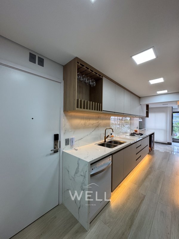 APARTAMENTO NO BAIRRO JARDIM SANTO ANDRÉ 153M2, 03 SUÍTES, 03 VAGAS - Santo André - 