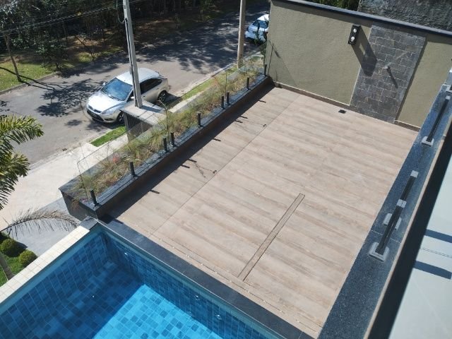 Sobrado Condomínio Fazenda Rodeio - Bella Cittá com 03 dormitórios sendo 03 suítes Rua Professor Jurandyr de Oliveira Mogi das Cruzes - 