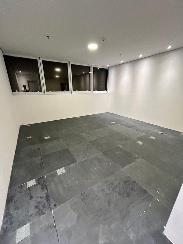 Sala comercial  com ar condicionada no Sky Mall Patteo Mogilar Rua Manuel de Oliveira Mogi das Cruzes - 