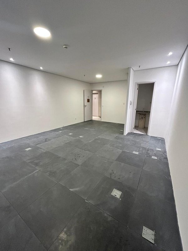 Sala comercial  com ar condicionada no Sky Mall Patteo Mogilar Rua Manuel de Oliveira Mogi das Cruzes - 