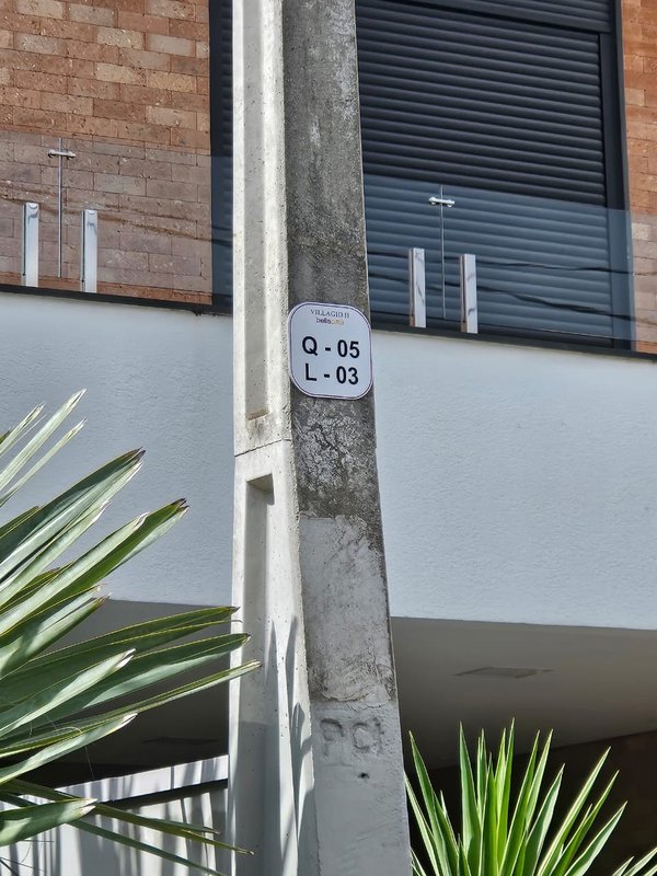 Sobrado em Condomínio Fechado Bella Ciita Villagio II com 04 dormitório Avenida Expedicionário José Barca Mogi das Cruzes - 