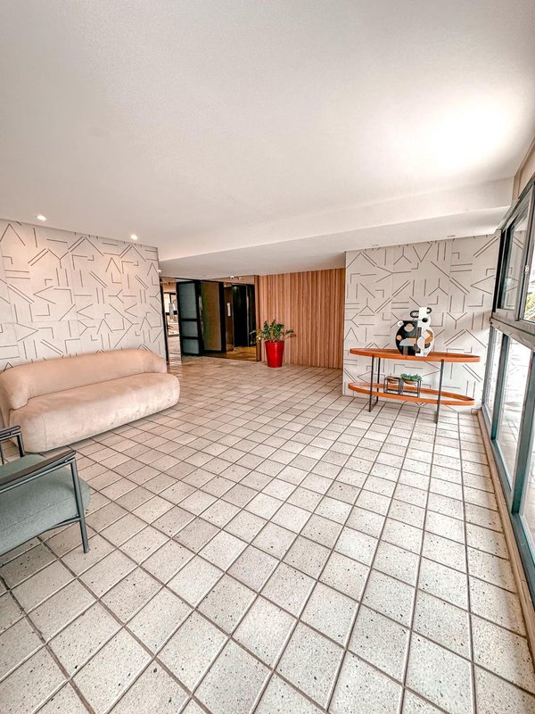 Apartamento à venda com 2/3 quartos sendo 2 suítes, 153m² área útil por R$ 1.850.000,00 Avenida Boa Viagem Recife - 