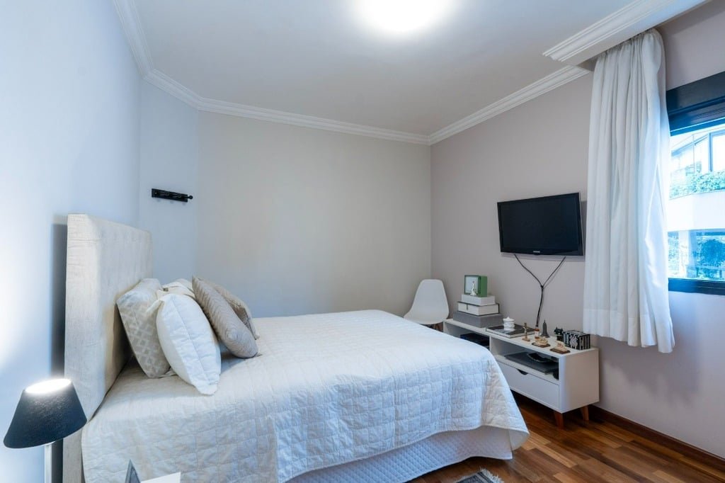 Apartamento à venda com 3 quartos, 120m² - Foto 1