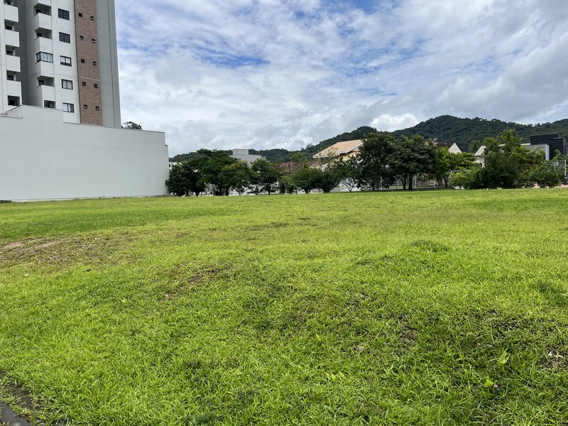 Terreno no Bairro Guarani 13x37 próximo a Mercado Komprão - Brusque - 