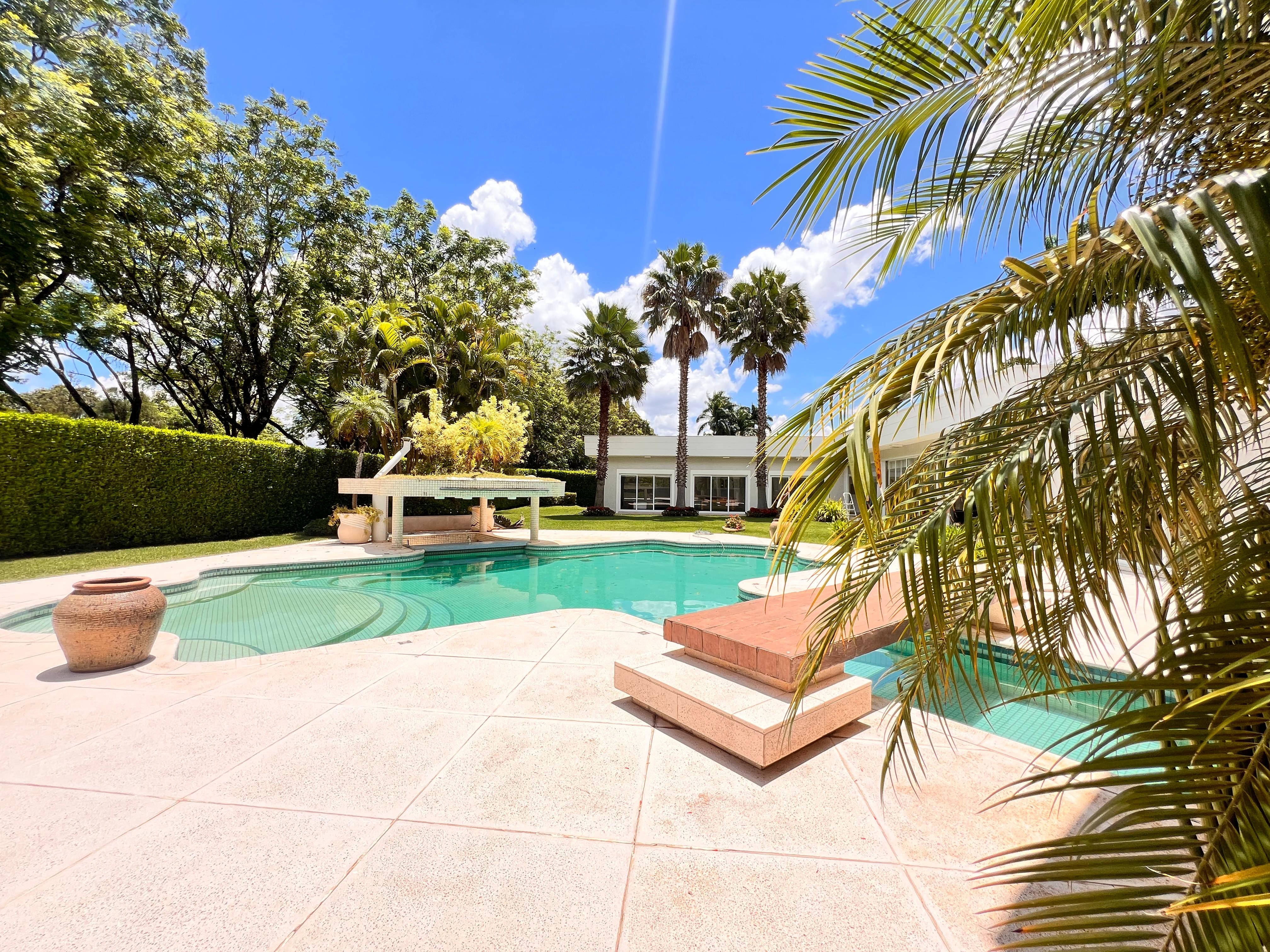 Casa com 5 dormit&oacute;rios &agrave; venda,997 m&sup2; - Condom&iacute;nio Lago Azul Golfe Clube - Ara&ccedil;oiaba - SP Rodovia Raposo Tavares Araçoiaba da Serra - 