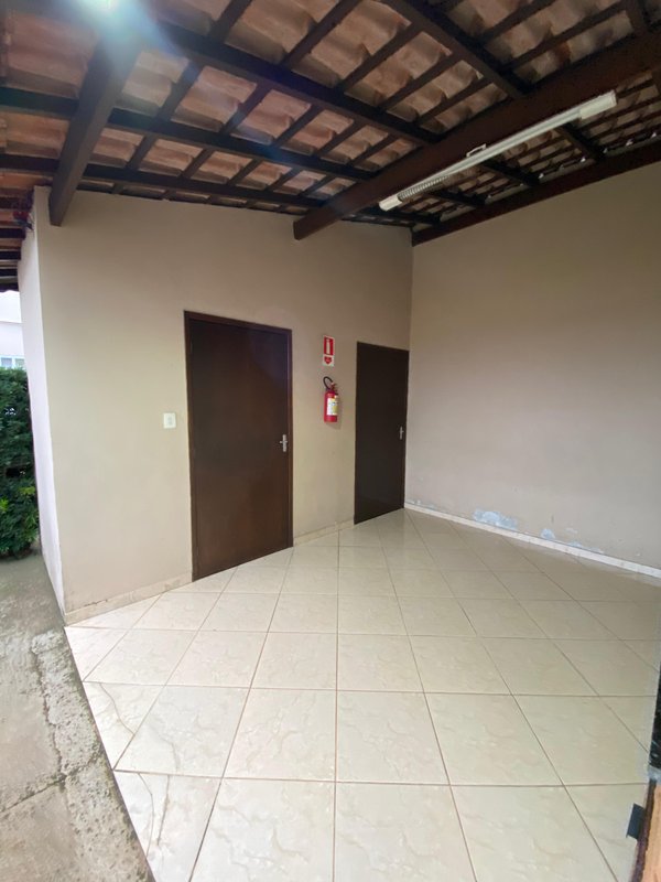 Lindo Apartamento Vila Cintra com 02 dormitórios, armários planejados e varanda Rua Araguaia Mogi das Cruzes - 