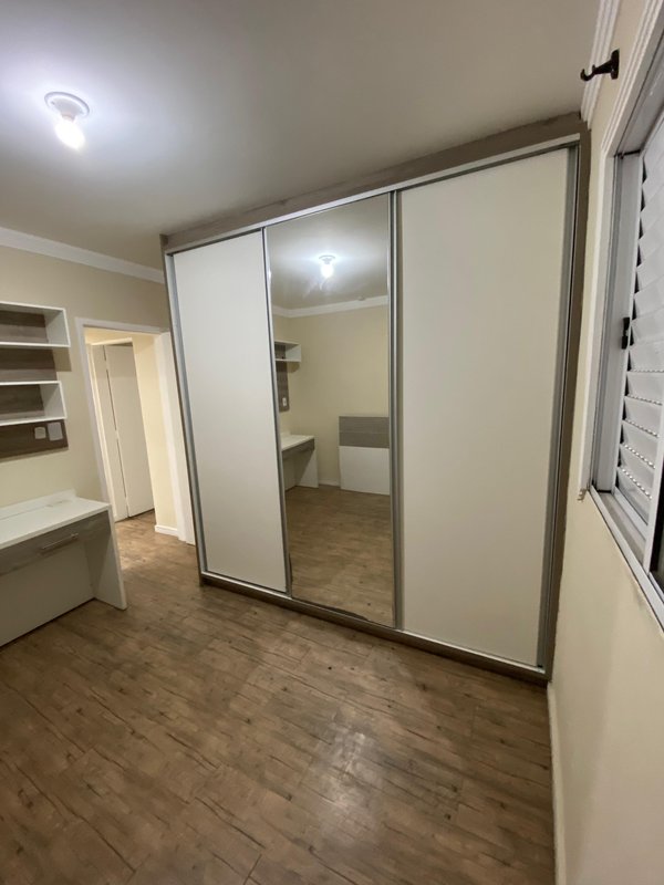 Lindo Apartamento Vila Cintra com 02 dormitórios, armários planejados e varanda Rua Araguaia Mogi das Cruzes - 