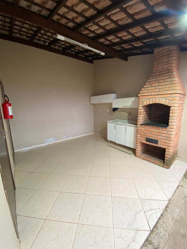 Lindo Apartamento Vila Cintra com 02 dormitórios, armários planejados e varanda Rua Araguaia Mogi das Cruzes - 