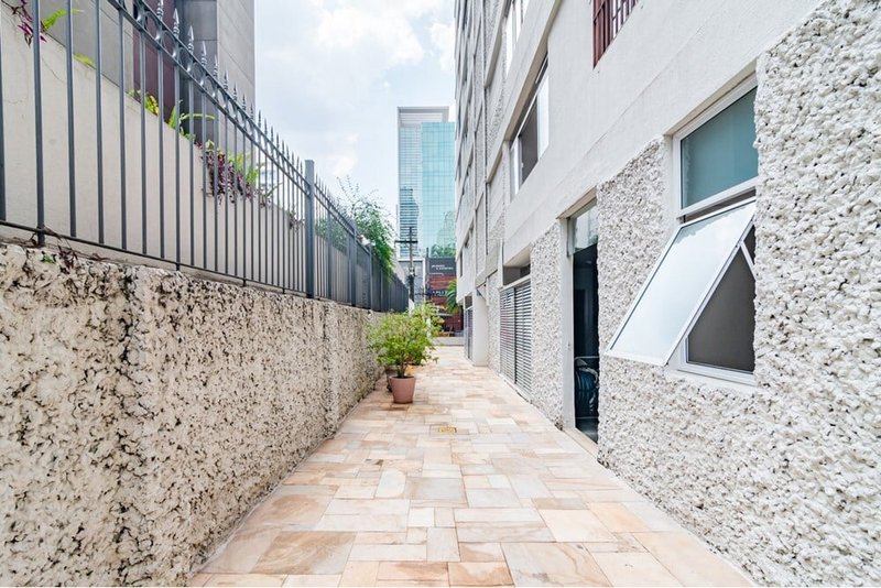 Apartamento a venda - Itaim Bibi - 2 dormitórios 79m² Leopoldo Couto Magalhães Júnior São Paulo - 