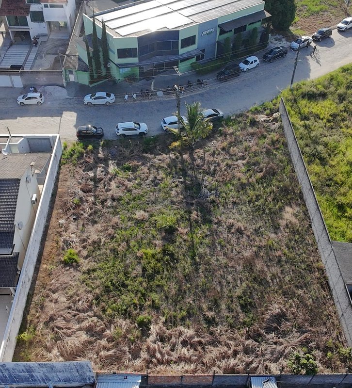 Terreno amplo ideal para empreendimentos imobiliários em Eunápolis Avenida Antúrios  Eunápolis - 