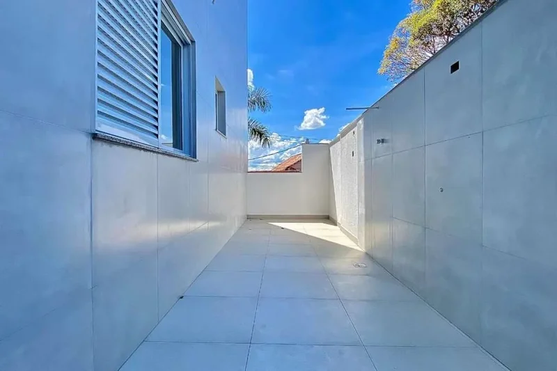 Área Privativa 130m² - 3 quartos - 3 banheiros Rua Hélio Baggetti Belo Horizonte - 