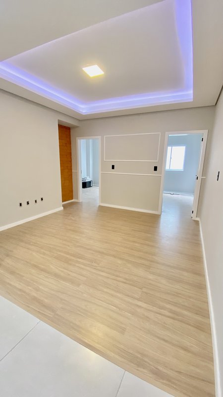 APARTAMENTO COM 1 SUÍTE MAIS 1 DORMITÓRIO NA SANTA RITA - Brusque - 