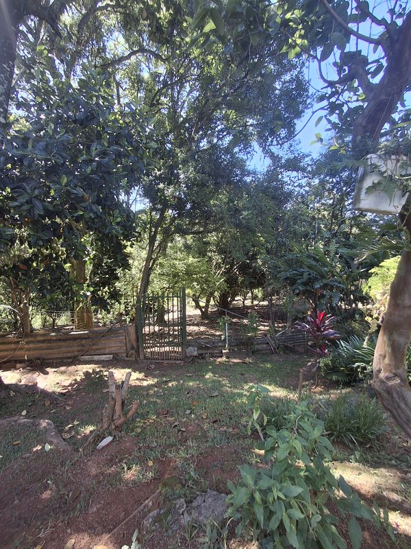 Chácara com ótima localização - Santana de Parnaíba - 