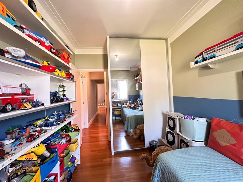 Linda casa em condomínio cercada pela natureza - Campinas - 