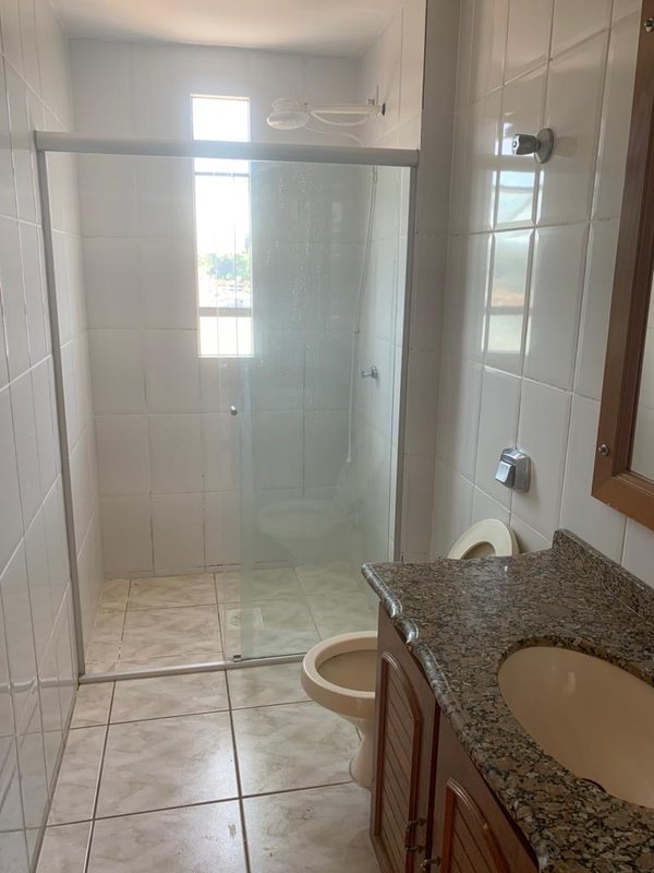 APARTAMENTO COM 1 SUÍTE MAIS 2 DORMITÓRIOS NO SÃO LUIZ - Brusque - 
